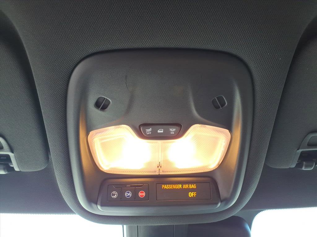 Used 2025 Chevrolet TrailBlazer ACTIV w/ Convenience Package image 17