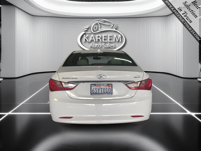 Used 2012 Hyundai Sonata GLS FWD image 6