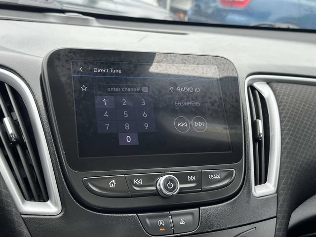 Used 2023 Chevrolet Malibu LT FWD image 38