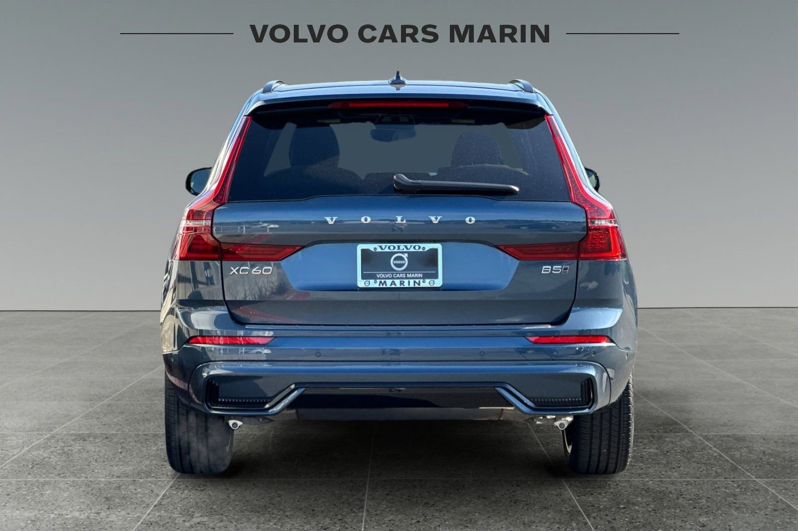 New 2026 Volvo XC60 B5 Plus w/ Protection Package Premier image 7
