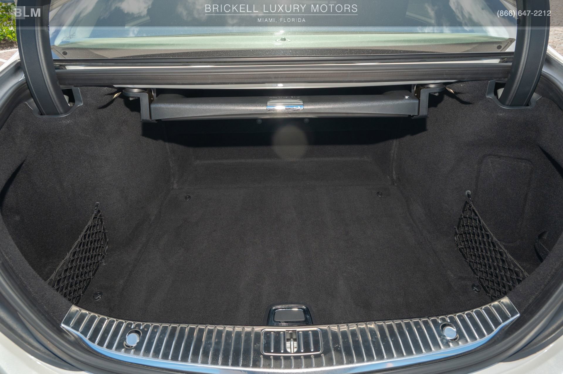 Used 2019 Mercedes-Benz S 560 Sedan image 16