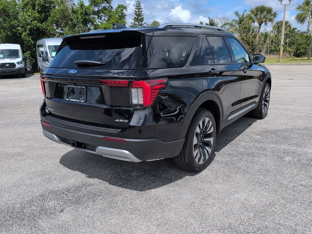 New 2026 Ford Explorer Platinum AWD/4WD image 3
