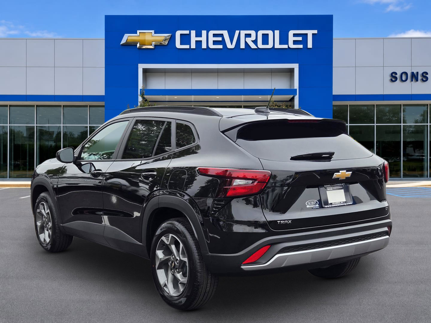 New 2026 Chevrolet Trax LT w/ LT Convenience Package FWD image 7