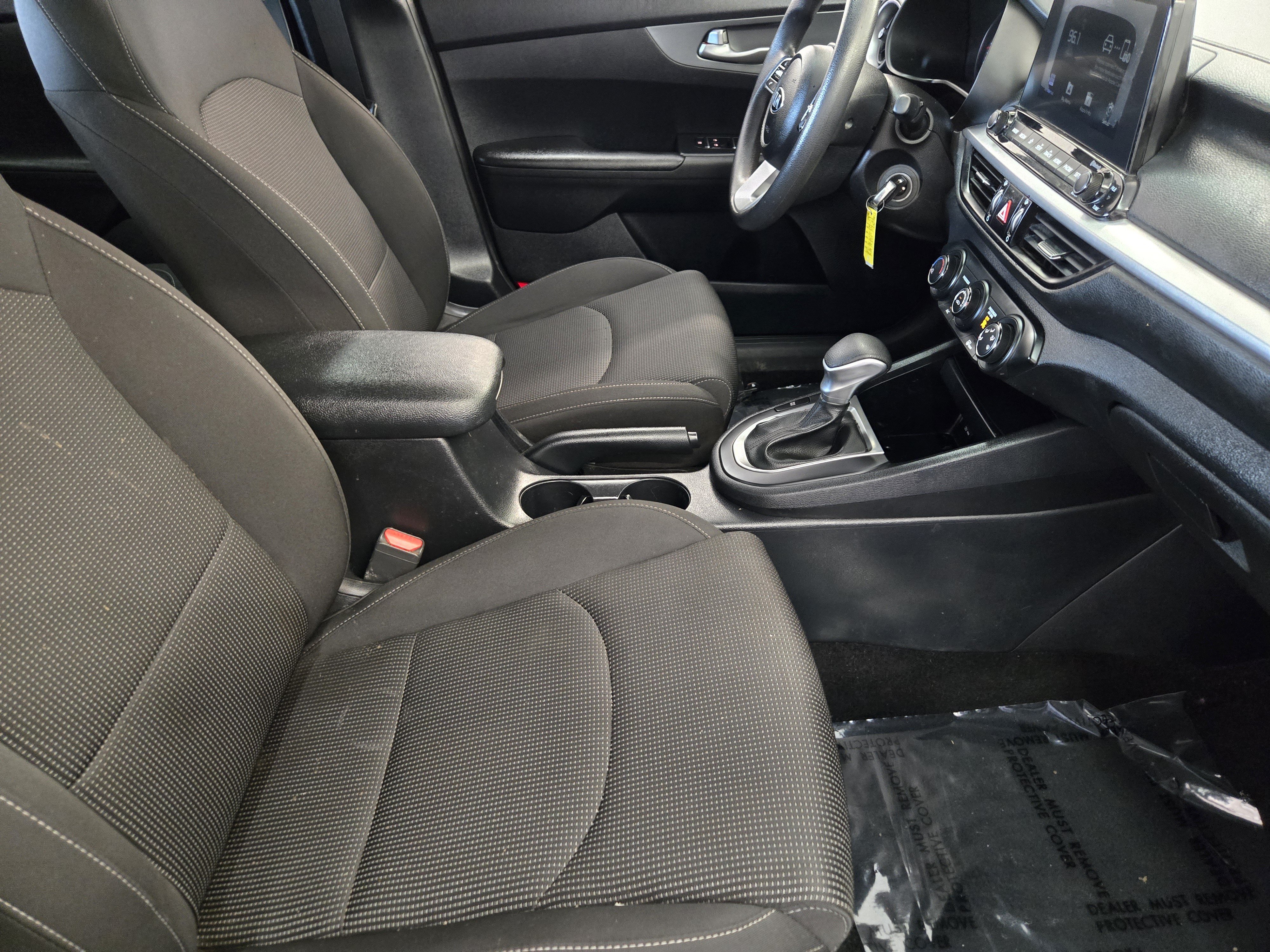 Used 2020 Kia Forte LXS FWD image 15