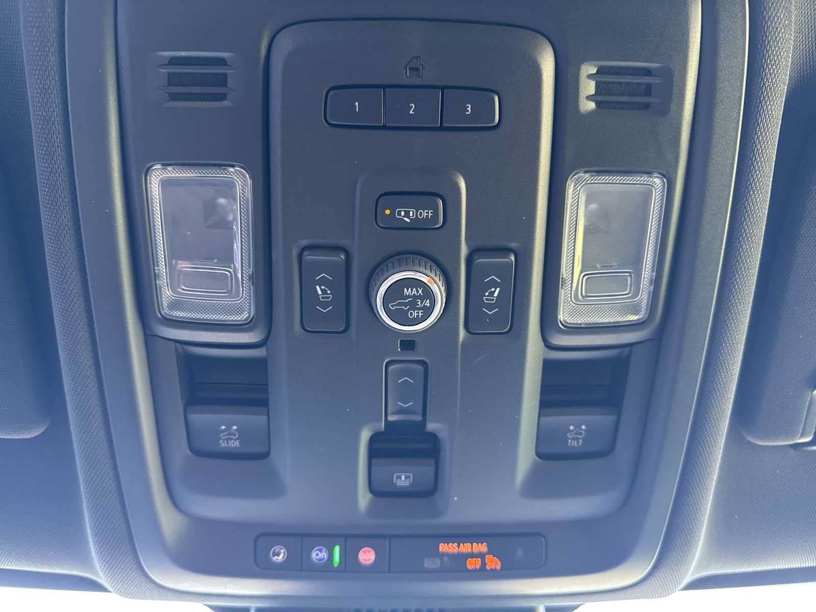 Certified 2023 Chevrolet Tahoe Premier AWD/4WD image 40