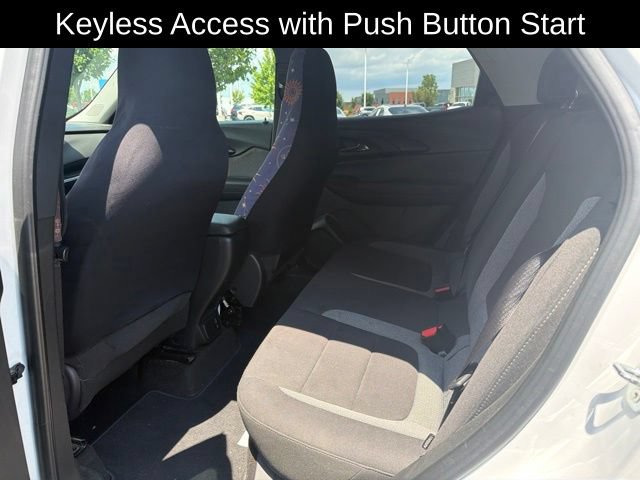 Used 2022 Chevrolet TrailBlazer LT w/ Convenience Package FWD image 8