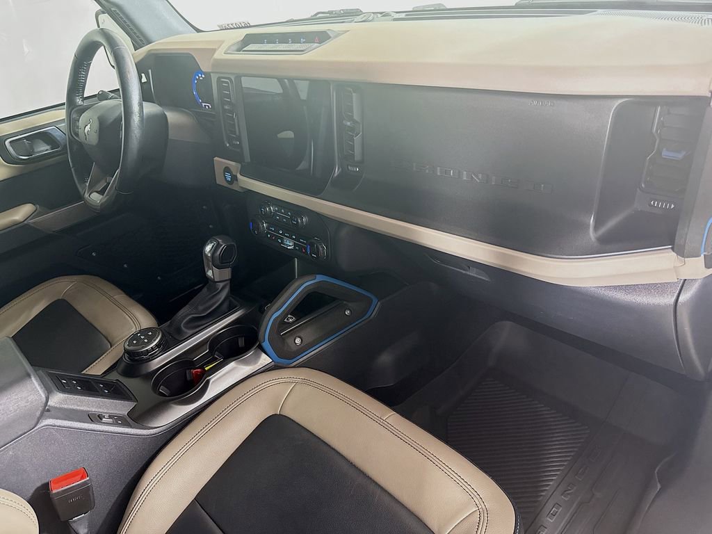 Used 2023 Ford Bronco Wildtrak AWD/4WD image 29