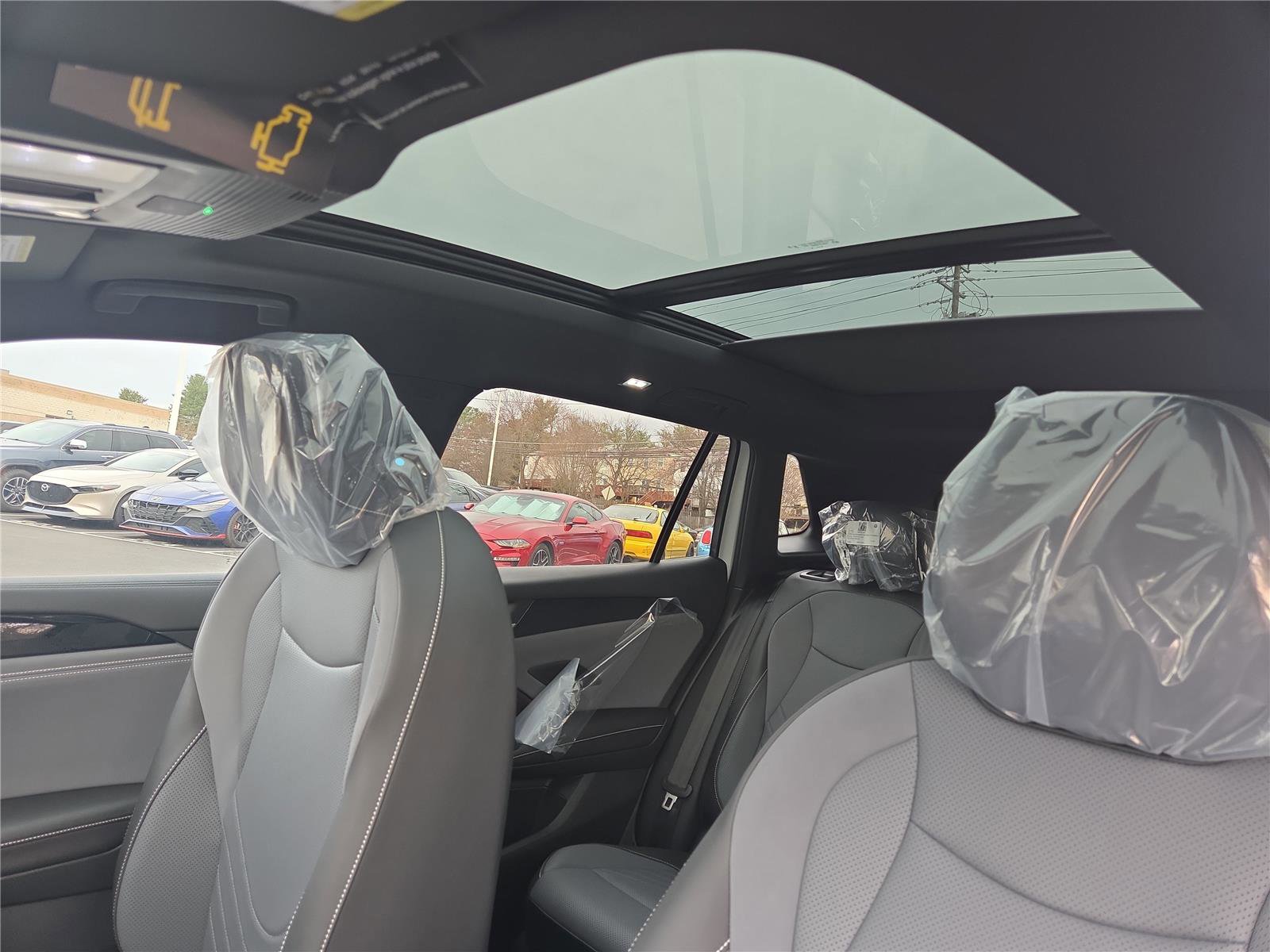 New 2026 Volkswagen Tiguan SE R-Line image 23