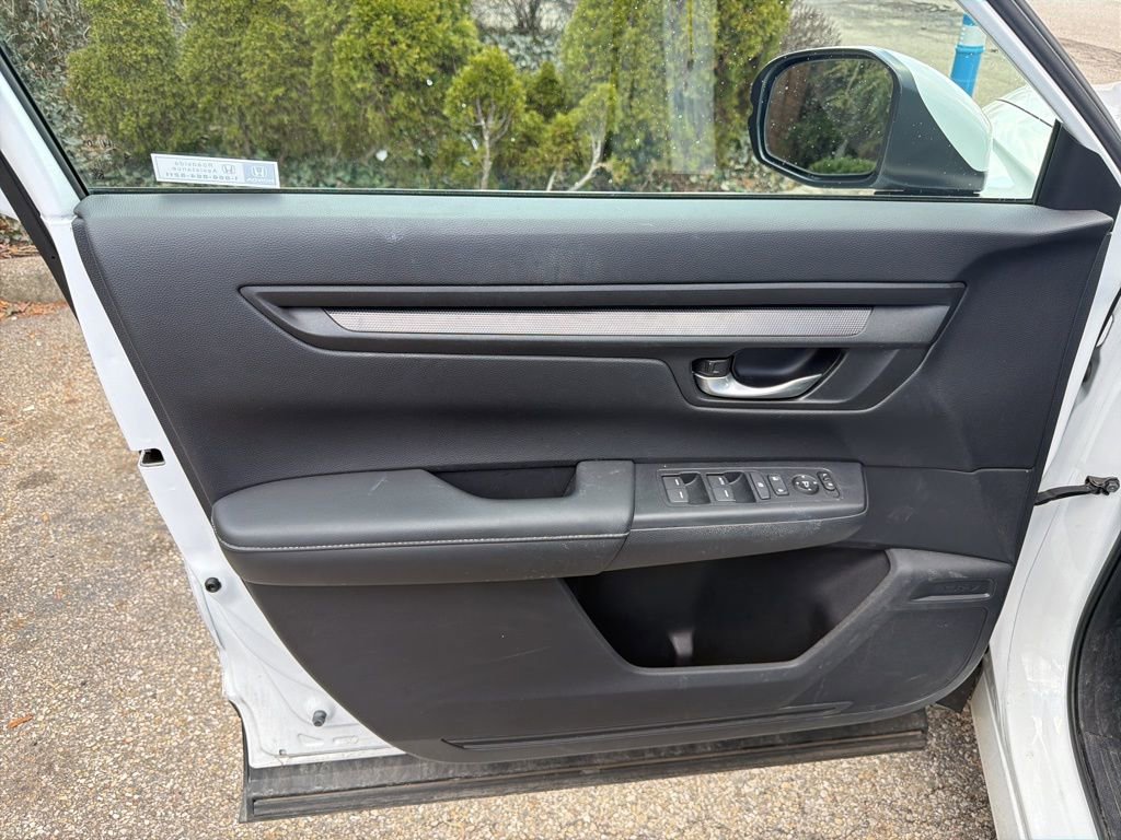 Certified 2023 Honda CR-V LX image 7