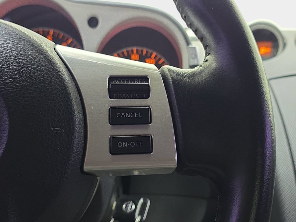 Used 2008 Nissan 350Z Enthusiast RWD image 18