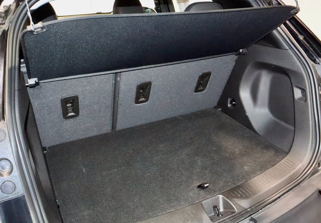 Used 2023 Chevrolet Bolt EUV Premier w/ Sun & Sound Package image 15