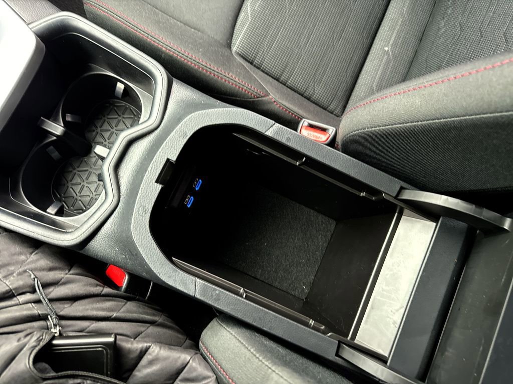 Used 2022 Toyota RAV4 SE image 20