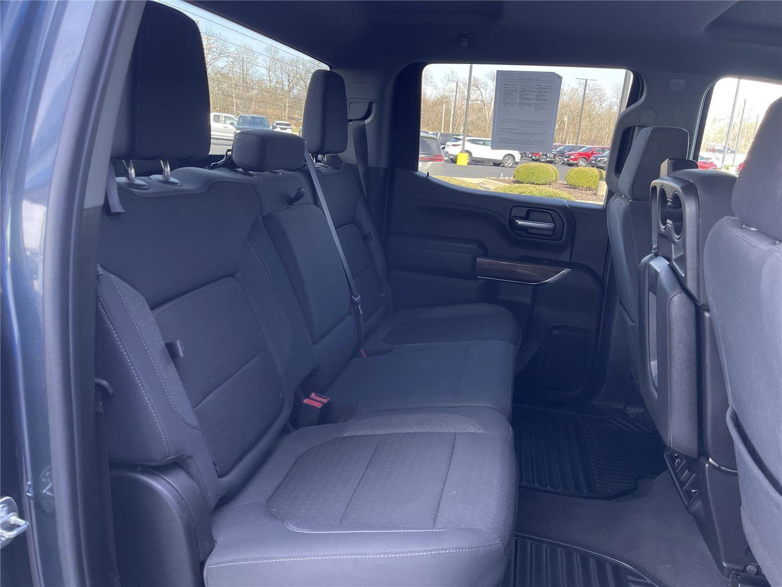 Used 2022 Chevrolet Silverado 1500 RST w/ LPO, Blackout Package image 34