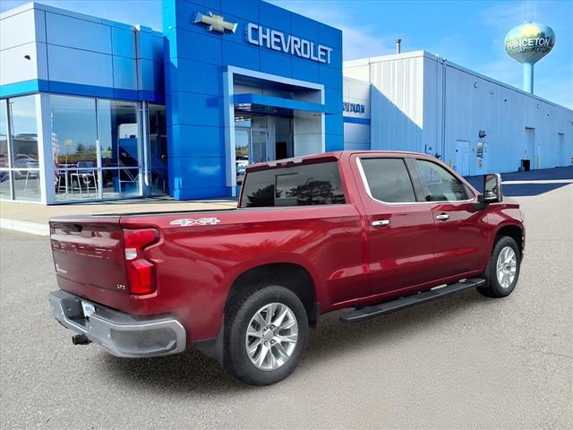 Used 2021 Chevrolet Silverado 1500 LTZ w/ Technology Package image 3
