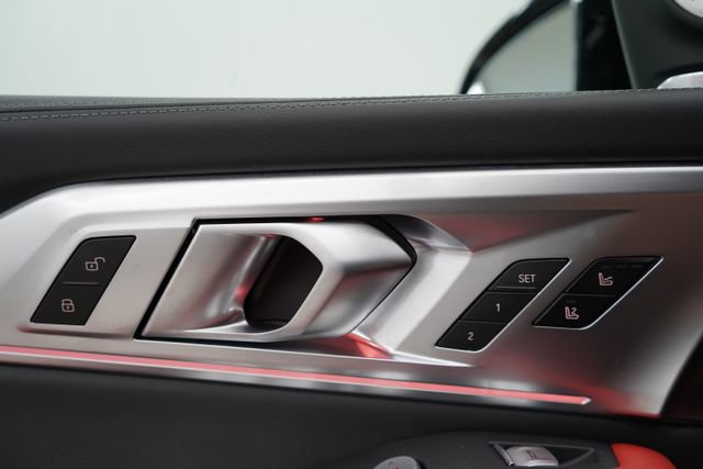 Used 2025 BMW XM image 35