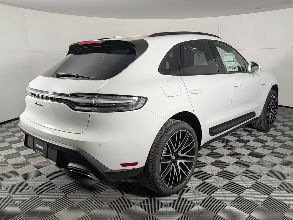 New 2026 Porsche Macan image 7