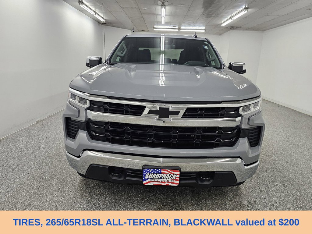 Used 2024 Chevrolet Silverado 1500 LT AWD/4WD image 2