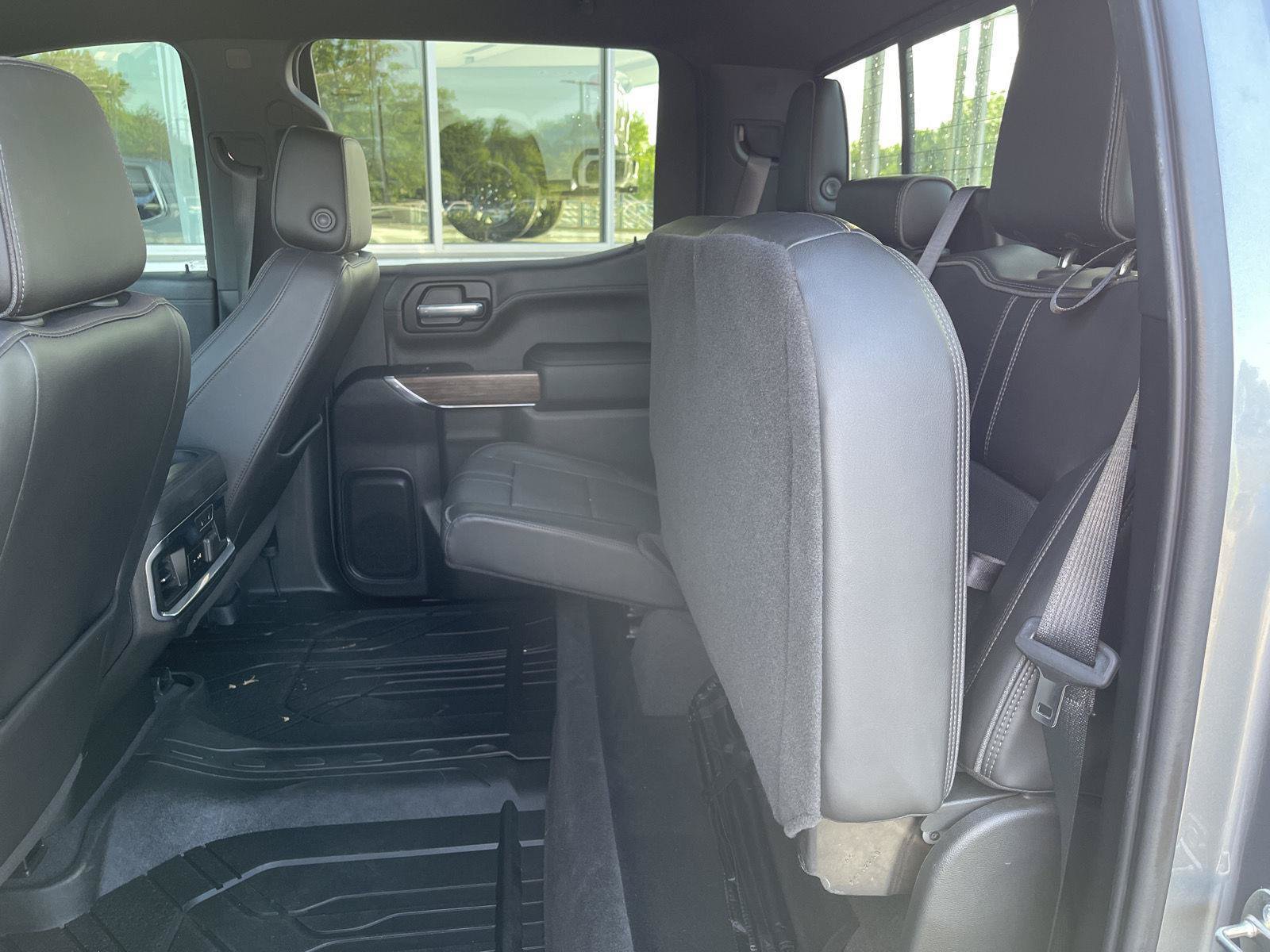Used 2020 Chevrolet Silverado 1500 High Country w/ Technology Package AWD/4WD image 41