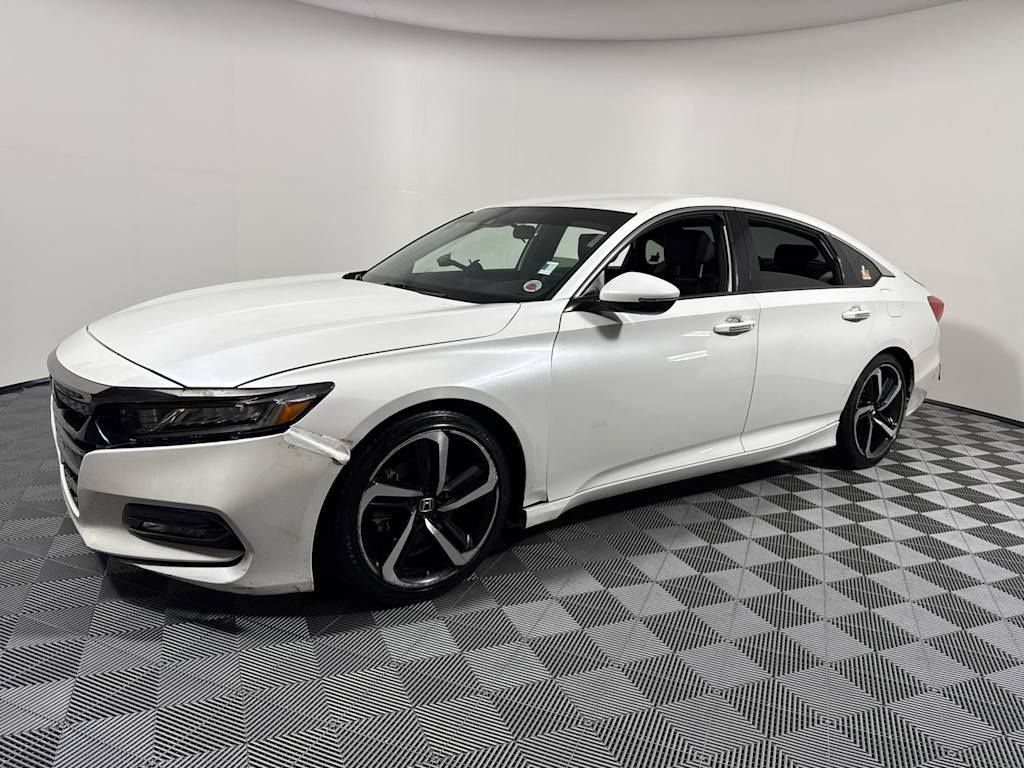 Used 2019 Honda Accord Sport image 2