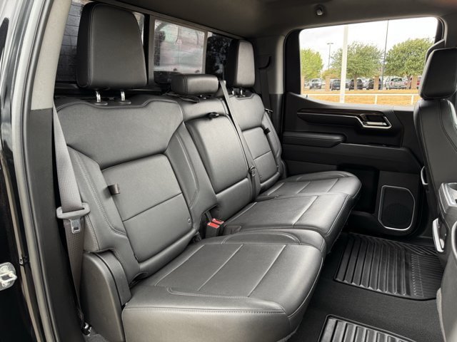 Used 2022 Chevrolet Silverado 1500 LT Trail Boss w/ LT Trail Boss Premium Package AWD/4WD image 31