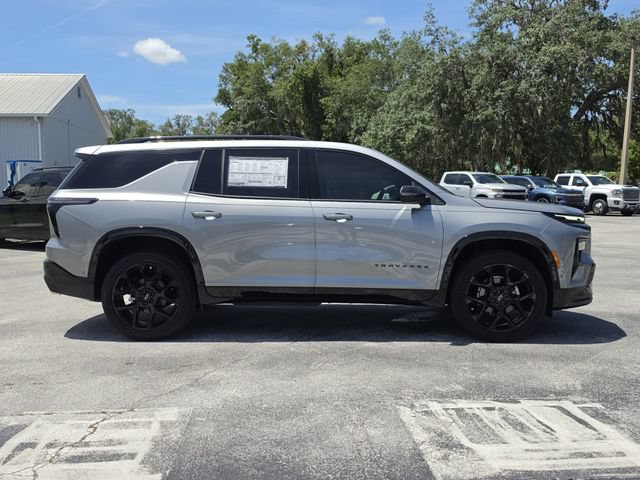 New 2026 Chevrolet Traverse RS w/ LPO, Floor Liner Package FWD image 7