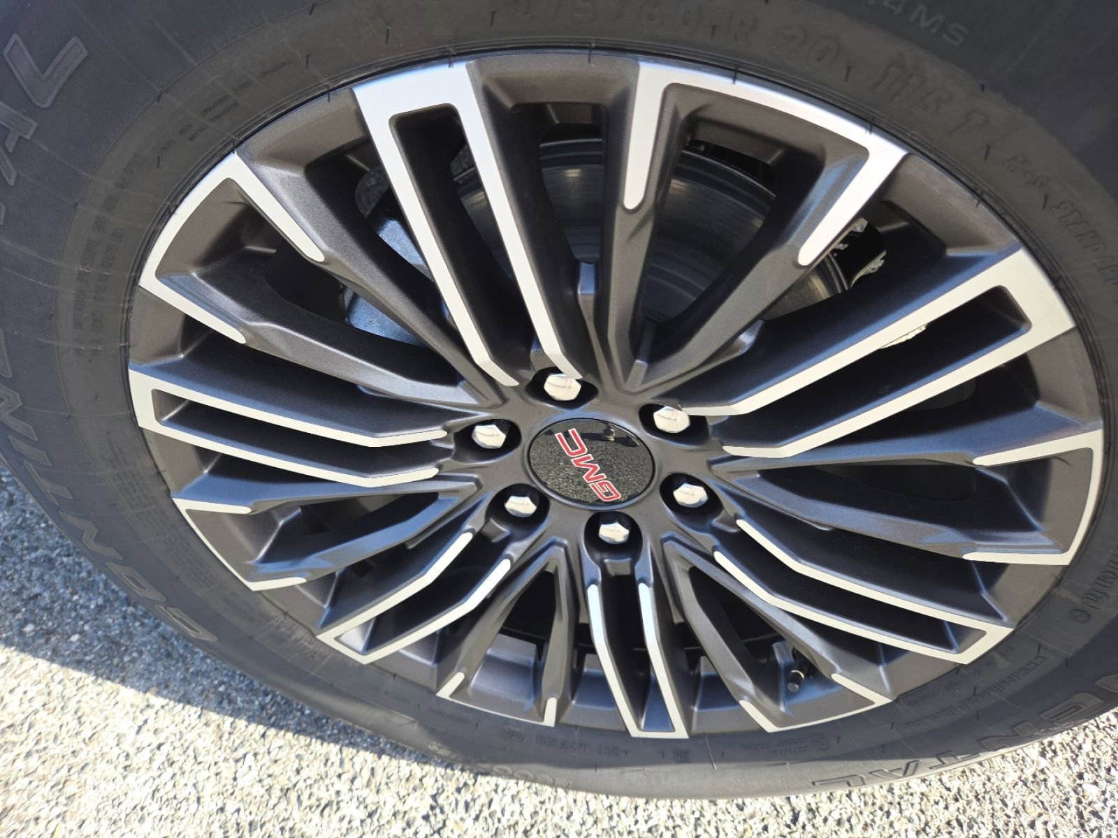 New 2026 GMC Yukon Elevation image 44