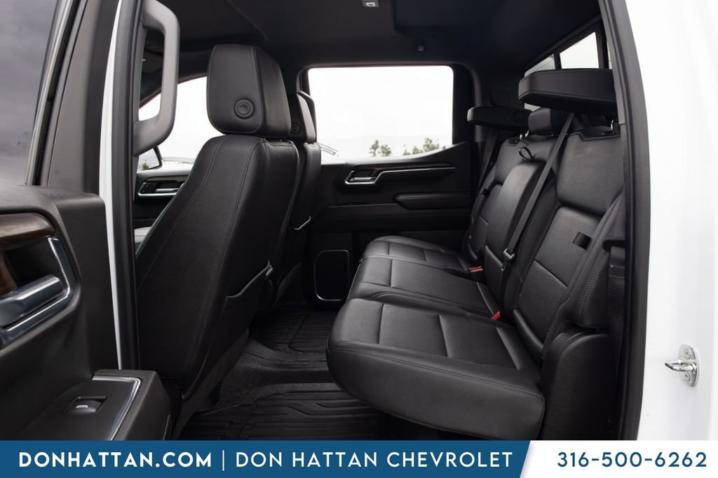 Used 2023 GMC Sierra 1500 SLT w/ SLT Premium Plus Package AWD/4WD image 16