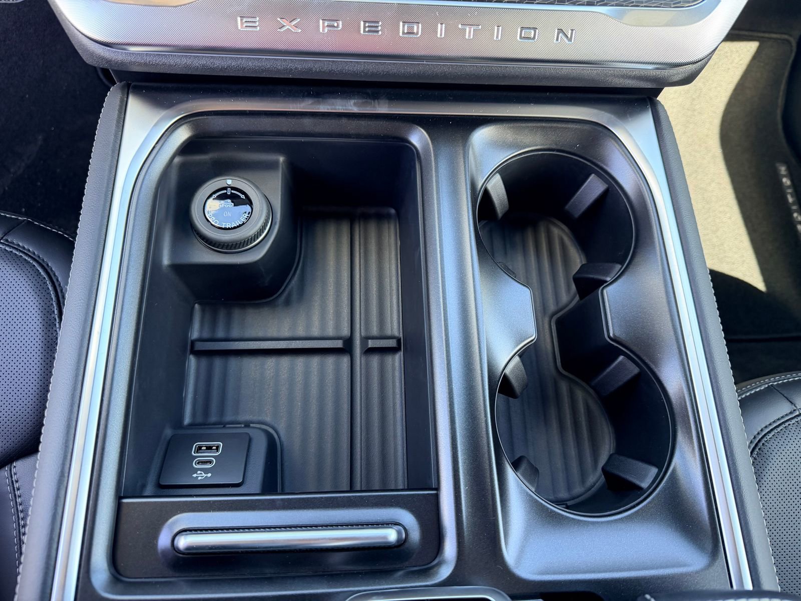 New 2026 Ford Expedition Max Platinum AWD/4WD image 15