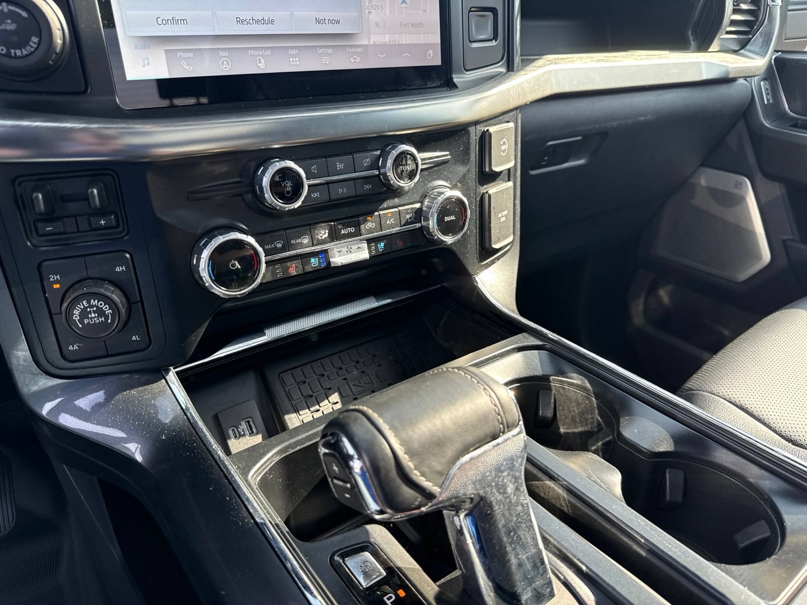 Used 2023 Ford F150 Lariat w/ Equipment Group 502A High AWD/4WD image 27