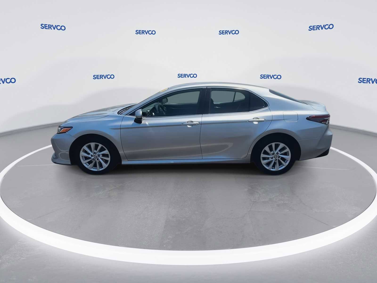 Used 2023 Toyota Camry LE FWD image 5