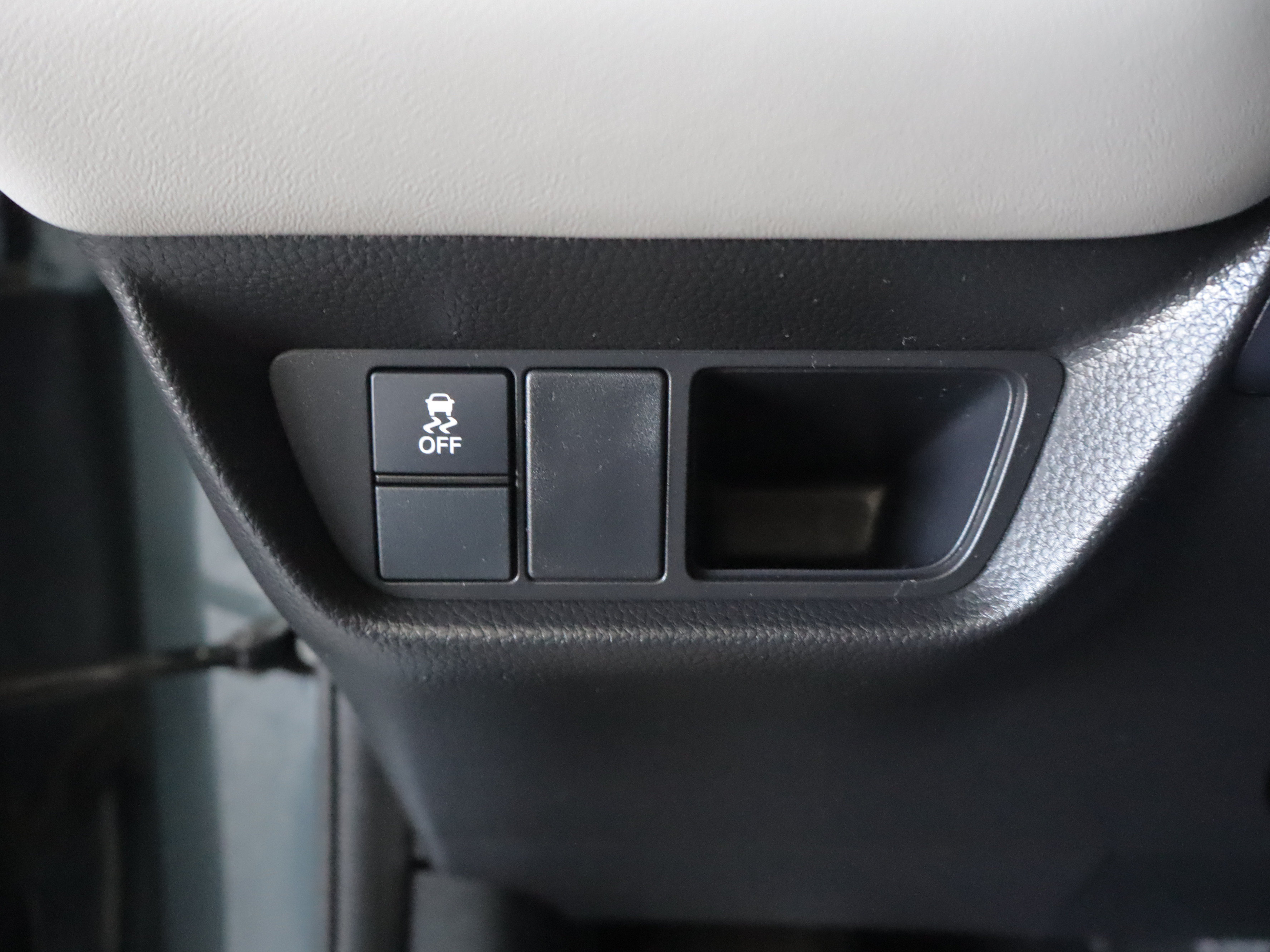 Used 2024 Honda HR-V EX-L image 19