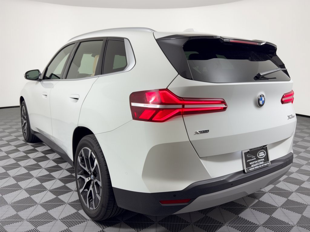 Used 2026 BMW X3 xDrive30i AWD/4WD image 3