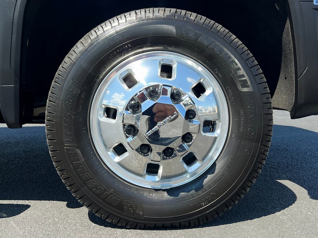 Used 2024 GMC Sierra 3500 Denali w/ Denali Reserve Package image 19