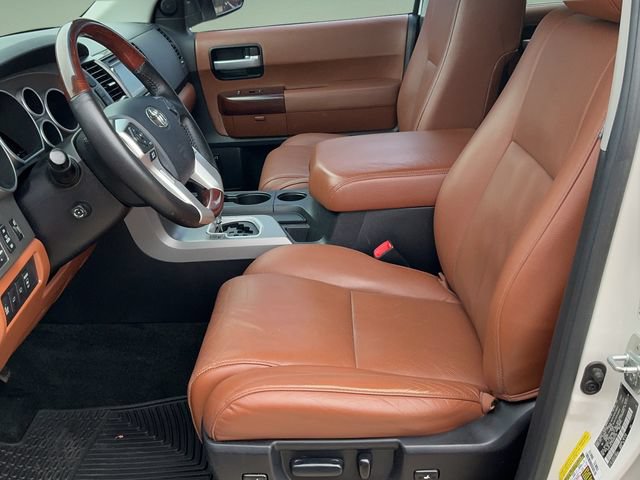 Used 2016 Toyota Sequoia Platinum RWD image 14