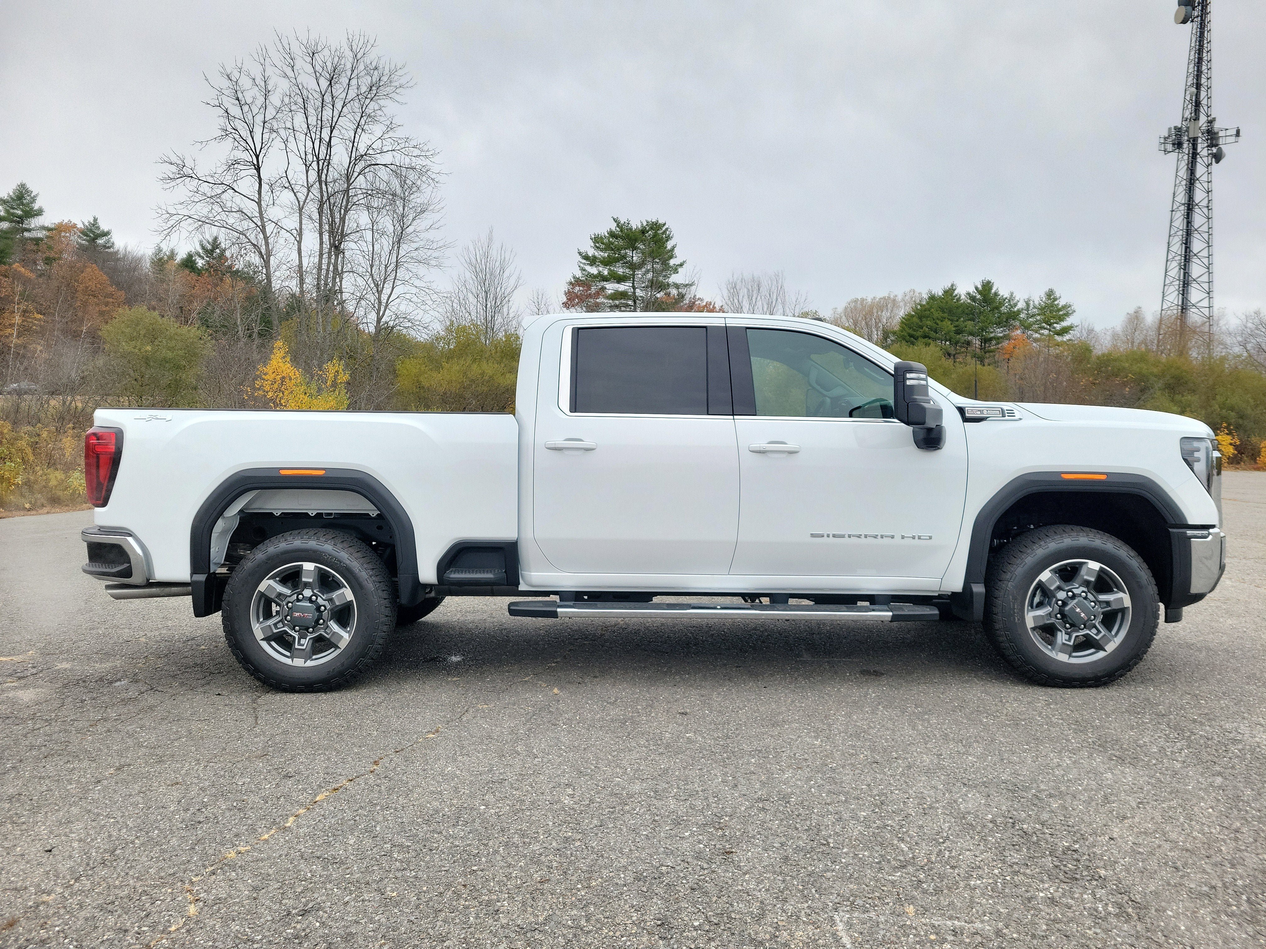 New 2026 GMC Sierra 2500 SLE w/ SLE Convenience Package AWD/4WD image 8