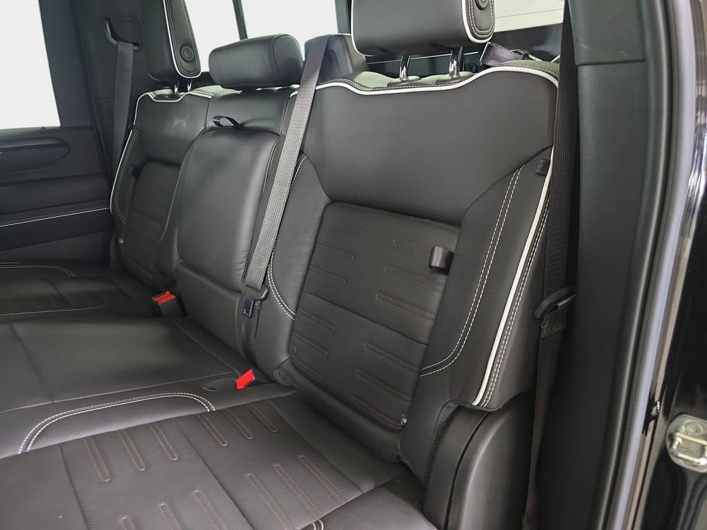 Used 2024 GMC Sierra 2500 AT4X w/ AT4X AEV Edition image 14