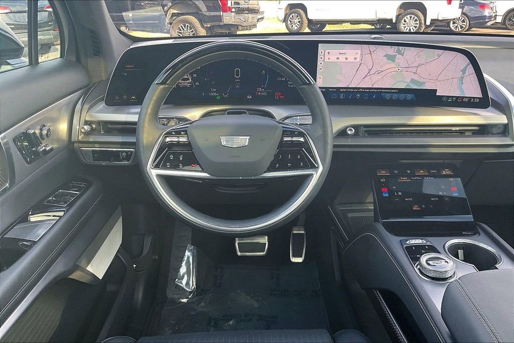 Used 2026 Cadillac Vistiq Luxury image 10