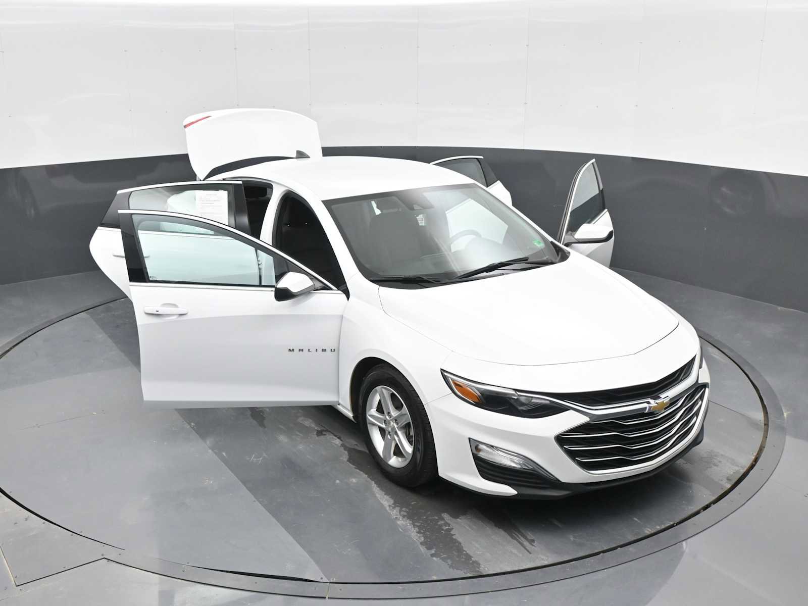 Used 2022 Chevrolet Malibu LS w/ Driver Confidence Package II image 37