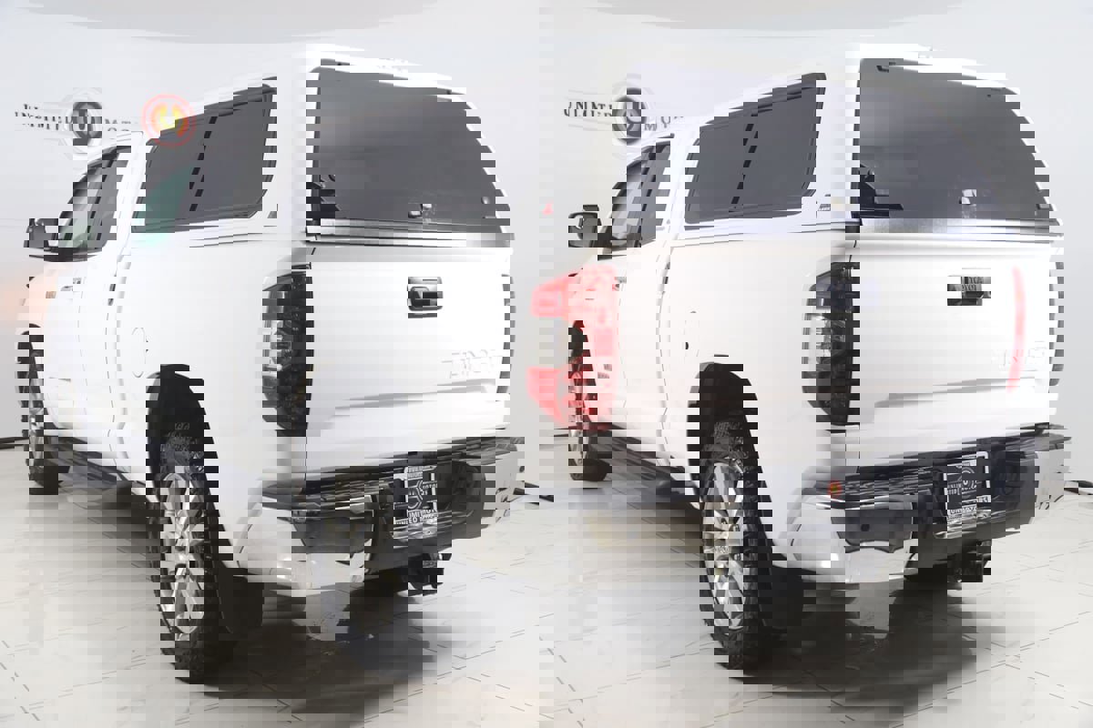 Used 2014 Toyota Tundra Limited w/ Limited Premium Package image 4