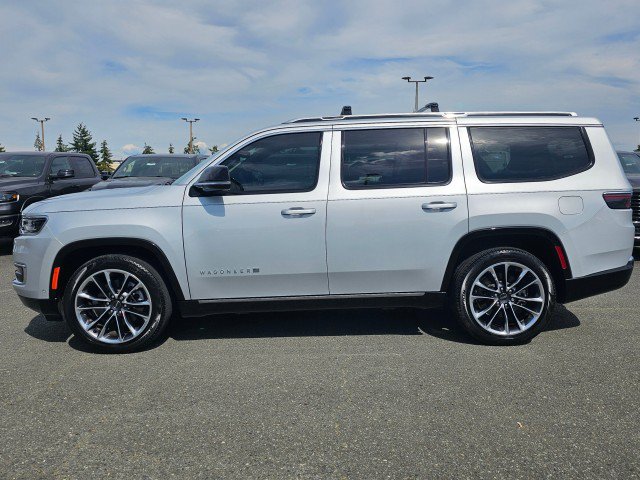 Certified 2024 Jeep Wagoneer Series III w/ Premium Group I AWD/4WD image 6