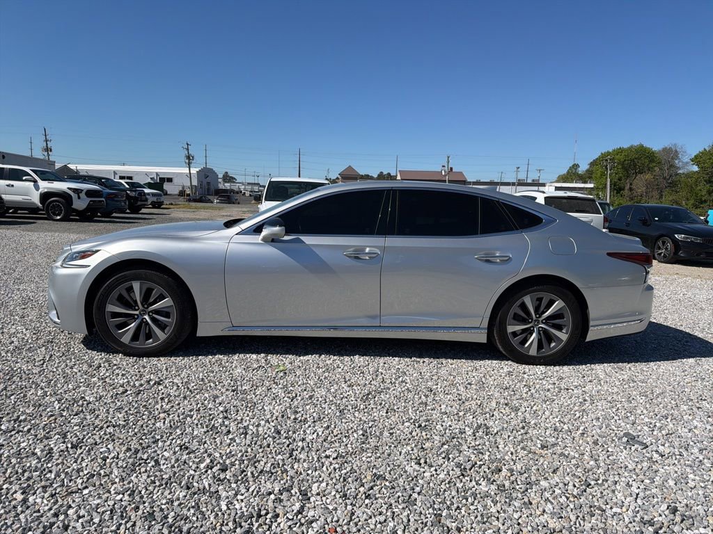 Used 2018 Lexus LS 500 AWD w/ Accessory Package (Z1) image 2