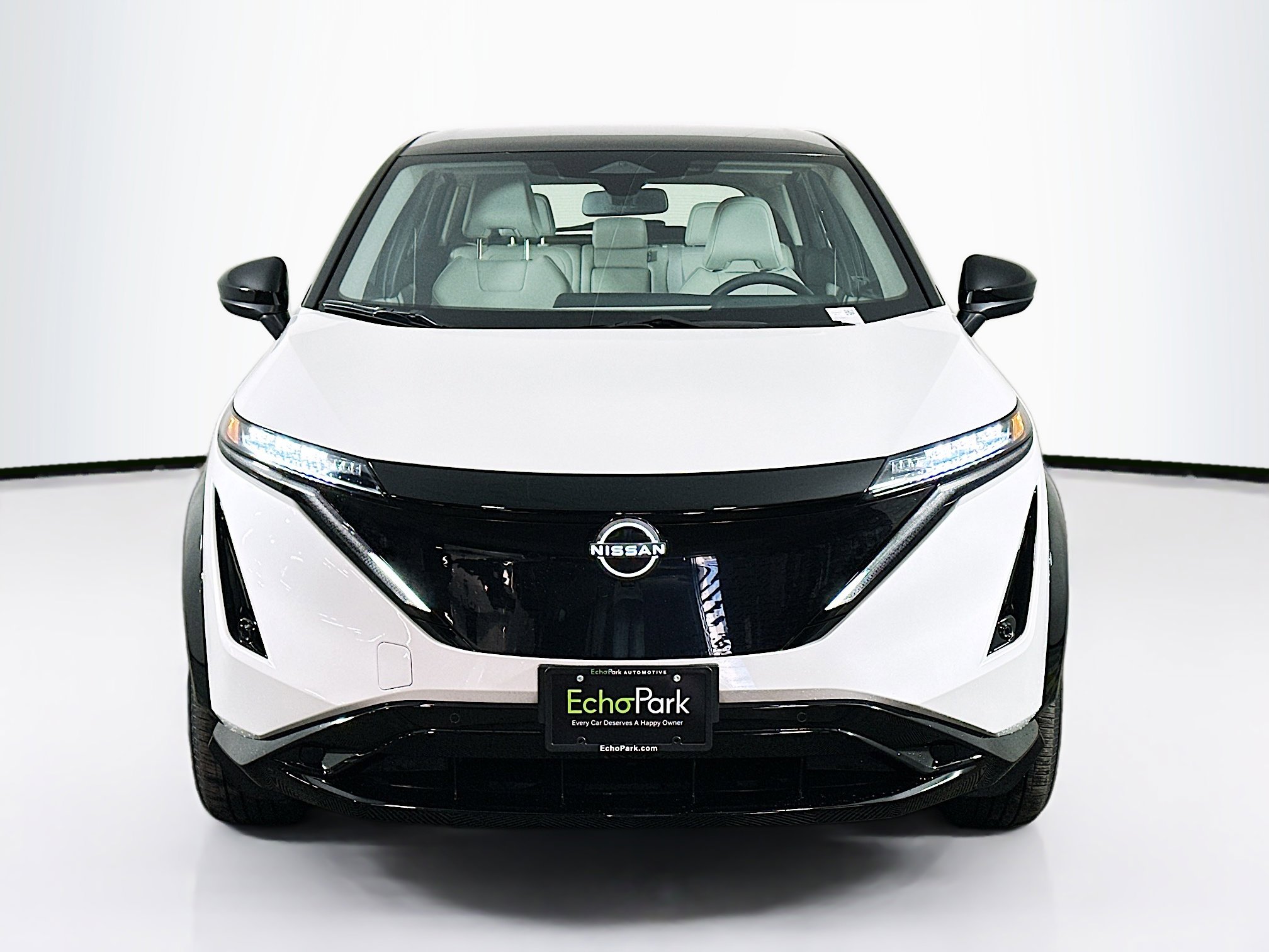 Used 2023 Nissan Ariya FWD image 2