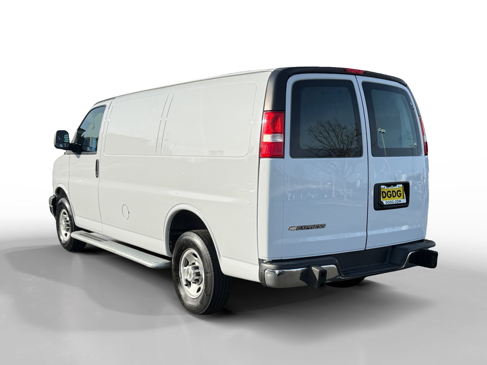 Used 2024 Chevrolet Express 2500 w/ Driver Convenience Package image 3