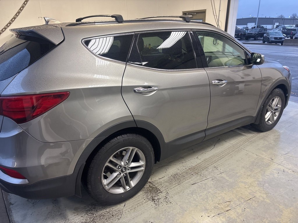 Used 2018 Hyundai Santa Fe Sport image 4
