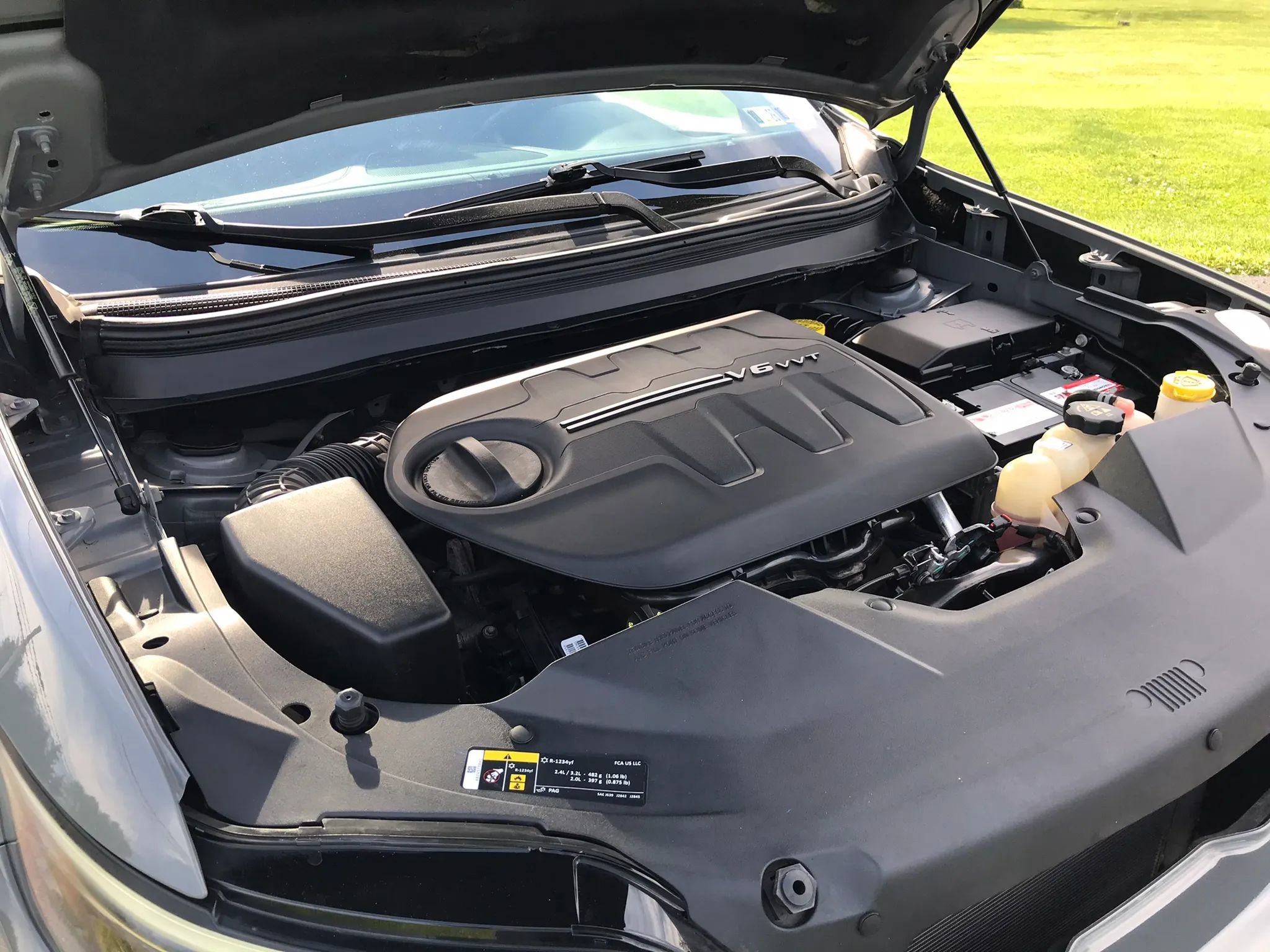 Used 2019 Jeep Cherokee Limited w/ Technology Group AWD/4WD image 57