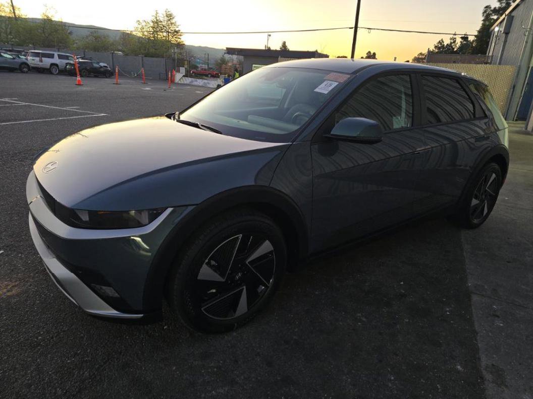 Used 2026 Hyundai Ioniq 5 SEL image 1