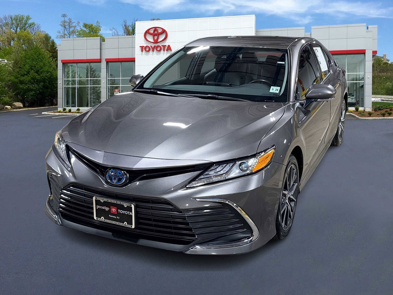 Certified 2023 Toyota Camry XLE FWD video 1