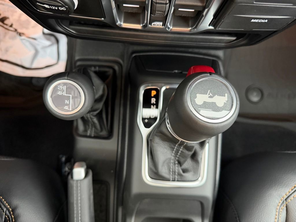 New 2026 Jeep Wrangler Unlimited Sahara AWD/4WD image 43