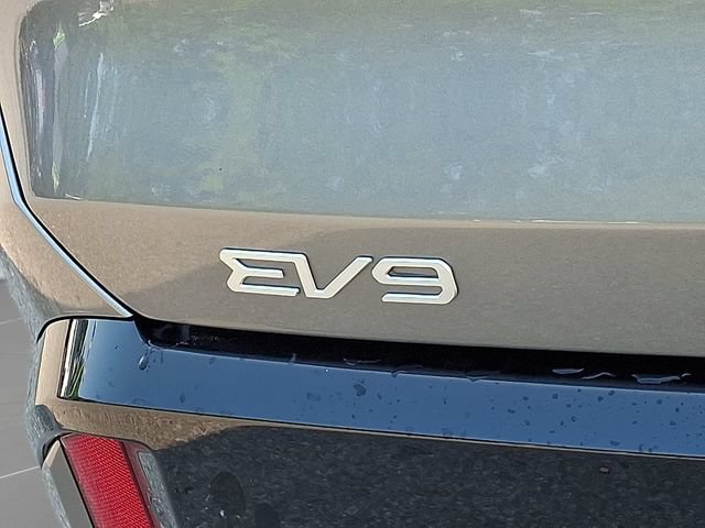 Used 2024 Kia EV9 GT-Line AWD/4WD image 37