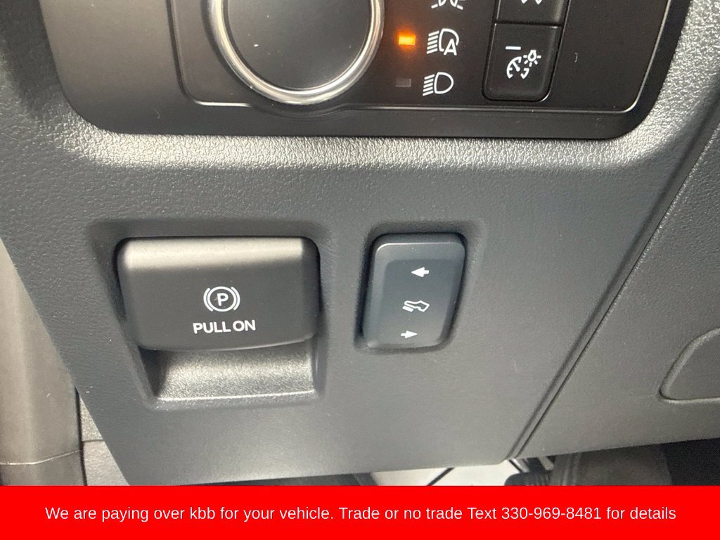 Used 2024 Ford Expedition XLT AWD/4WD image 21